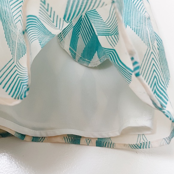 Roxy cream & teal pattern romper - Picture 5 of 9